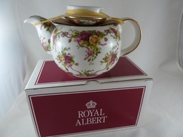 1998 Royal Albert Old Country Roses Fine China Teapot Hand Painted 9&quot;x 6&quot; - £70.64 GBP