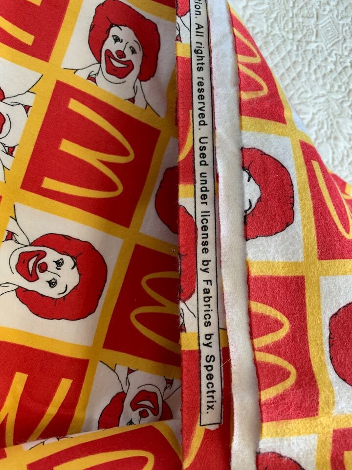 Vintage Ronald McDonalds with golden arches Spectrix flannel fabric 1 yard Item image 4