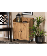 Sylvia Oak Brown 2-Door Entryway Shoe Storage Cabinet w/Bottom Shelf - $2,319.34 MXN