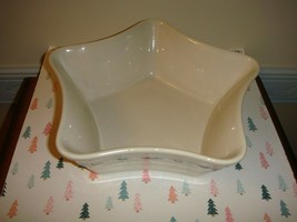 Longaberger Pottery Traditional Holly Large Star Dish  - $27.99