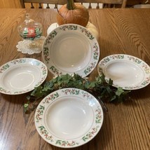 VINTAGE Set of 4 Gibson Christmas Charm Holly Berry 8&quot; SOUP CEREAL BOWLS - $20.75