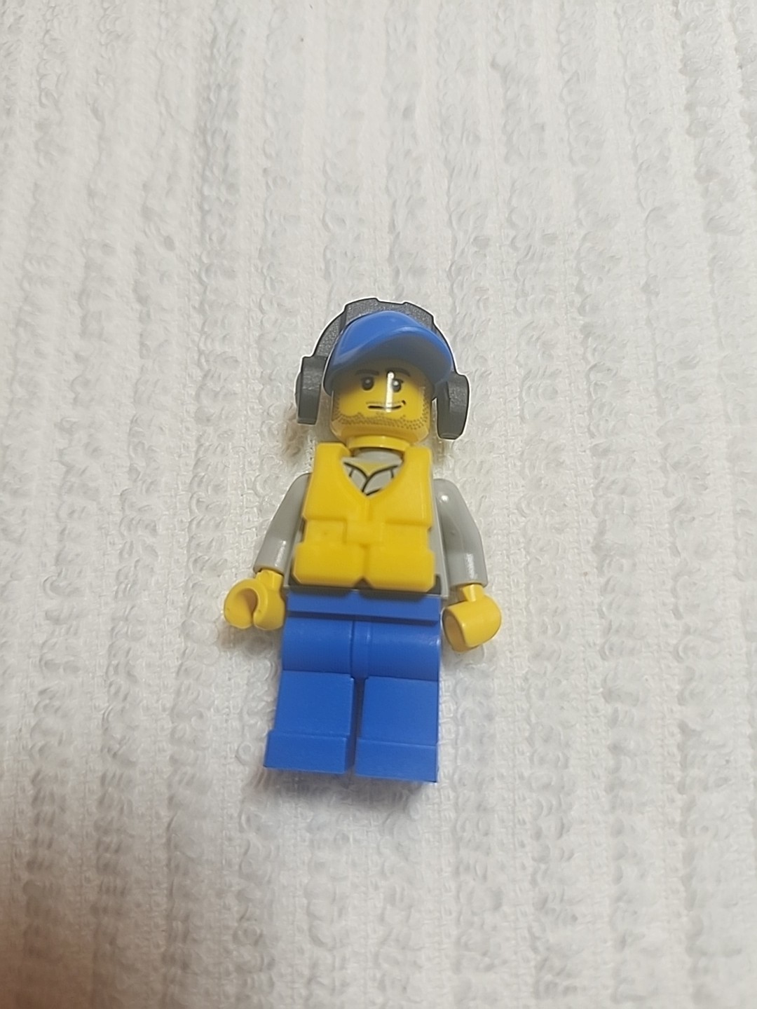 Lego Minifigure Coast Guard City Cty0418 Male Crew Member - $3.96