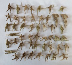 Large Lot 2&quot; Toy Soldiers 1960s Marx Beige Japanese Army Men Malleable P... - $24.74