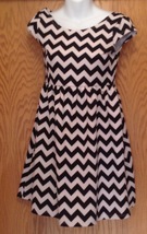 George Girls Dress Size Large 10/12 Black White Chevron Striped - $10.84