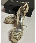 White House Black Market Turin Patent Leather Beige &amp; Cork Heels 7M - $39.24 CAD