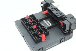 2006-2009 VOLKSWAGEN GOLF RABBIT BODY CONTROL MODULE BCM RELAY FUSE BOX H1679 image 3