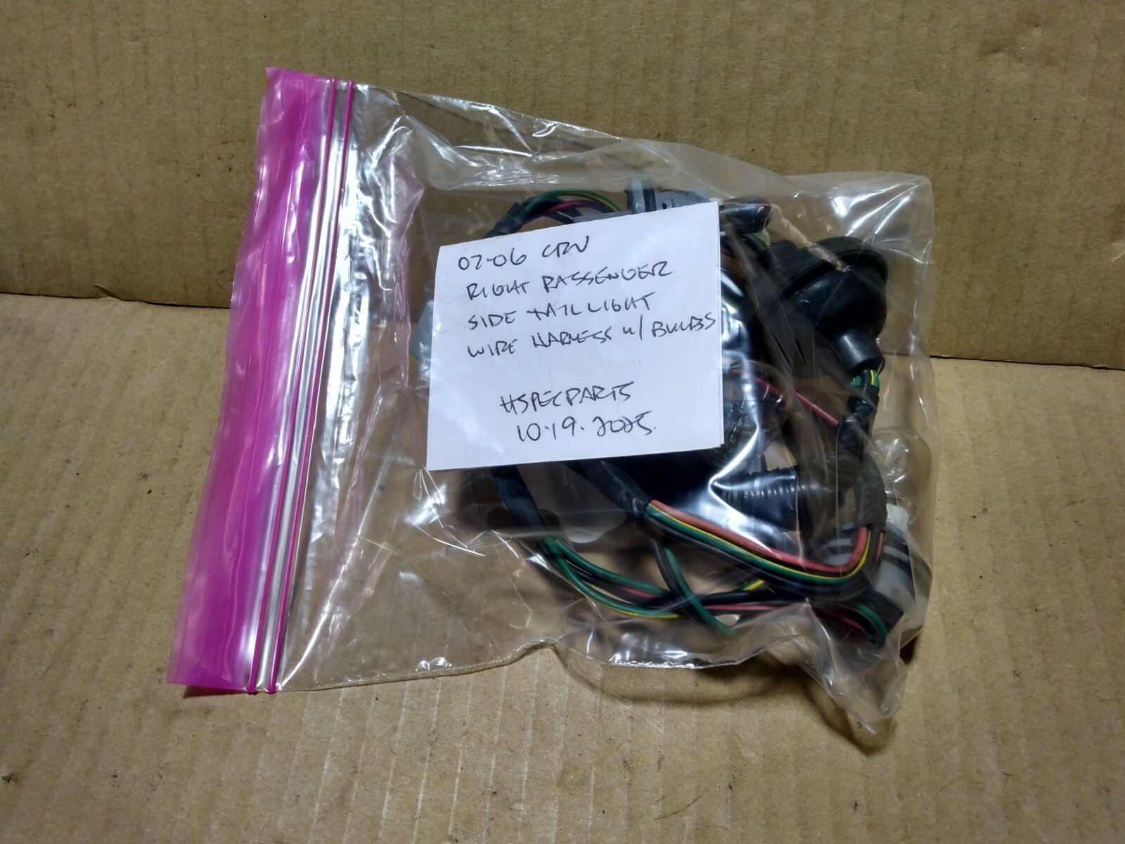 02 03 04 05 Honda CRV Passenger Right Side Tail Light Wire Socket Harness OEM Item image 14
