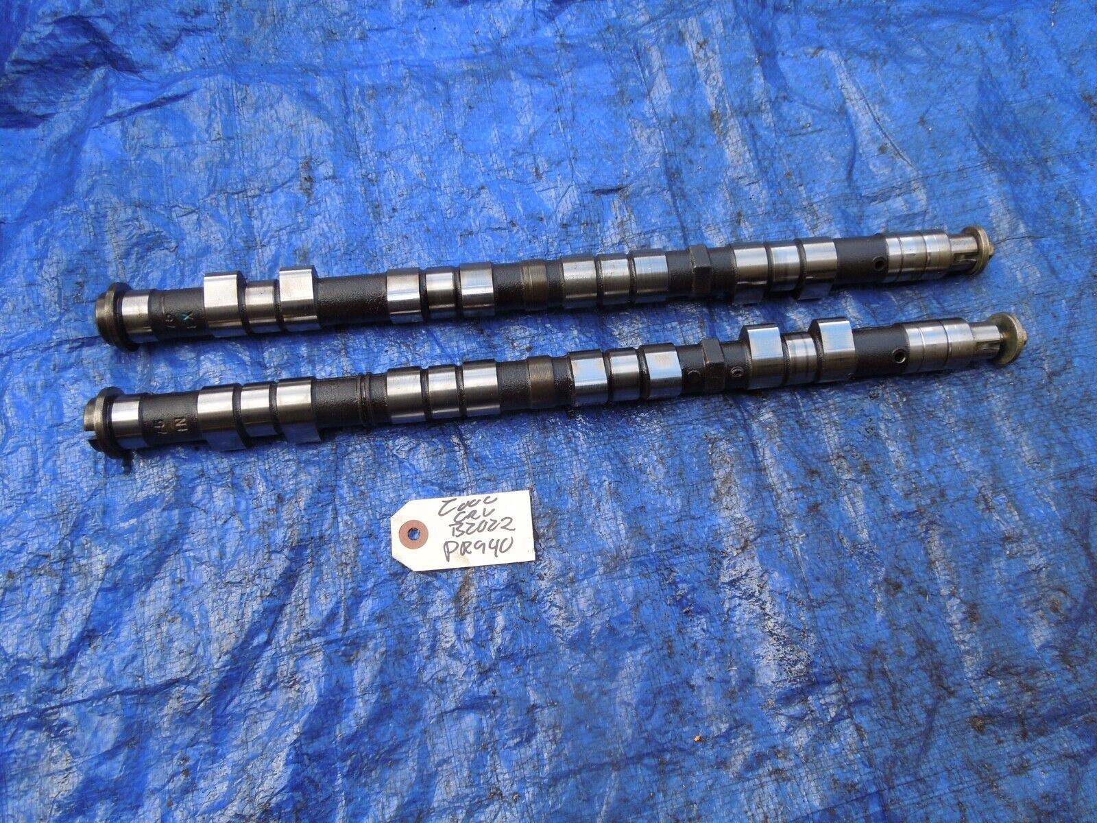 97-01 Honda CRV B20Z2 intake and exhaust camshaft set OEM P75 B20 B20Z2 ... - $99.99