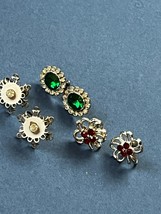 Vintage Lot of Green Oval Rimmed in Clear &amp; Red Rhinestones SIlvertone &amp; Abstrac - £10.29 GBP