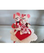 Annalee Mobilitee 2003 Valentine Couple with Hearts Pair of Mice 5&quot; high - $39.32 CAD