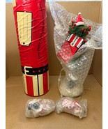 Department 56 Mailable Santa&#39;s Clothes Tree w/ Recordable Message Christ... - $33.92 CAD