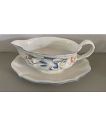 Villeroy and Boch Gravy Boat with Attached Plate Vintage Original - $37.59 CAD