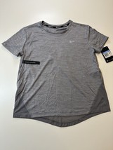 Nike Running Womens Dry Fit T Shirt Short Sleeve Size Medium Gray Nwt - £10.47 GBP