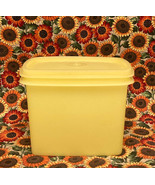 Vintage Tupperware 1243-5 Shelf Saver container yellow with lid seal 1244-6 - $5.00