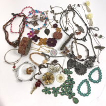 Costume Jewelry Lot Vintage to Modern Floral Flowers Boho Mod Butterfly ... - £23.25 GBP