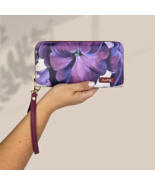 Georgia O&#39;keeffe Petunia Wristlet Wallet - $65.00 CAD