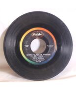 The 4 Seasons 45 RPM Record Wall Art Santa Claus Is Coming to Town Vee -Jay - $4.94