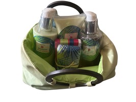 Jasmine Bath Set By Exotic Bath Treats Cruelty Free  - $94.04 MXN