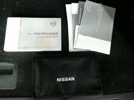 PATHFINDR 2017 Owners Manual 1044303861 - $777.68 MXN