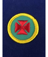 Vintage Cadette Girl Scout Badge~First Aid - 1963-1980 - retired - plast... - $4.72 CAD