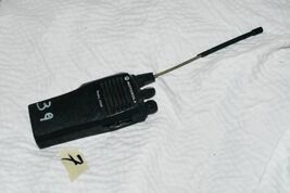 Motorola Radius CP200 4Ch Two Way UHF AAH50RDC9AA1AN CORE RADIO ONLY W3B #7 - $40.50
