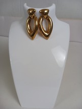 Vintage Goldtone Door Knocker Shape Pierced Earrings 2&quot; - $161.94 MXN