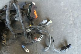 2009-2011 HYUNDAI GENESIS 3.8L ENGINE BAY WIRING HARNESS & FUSE BOX RELAY  C126 image 3