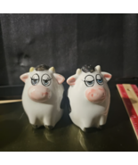 Vintage Cow Salt &amp; Pepper Shakers Ceramic Whimsical Kitchen S&amp;P Set Kitschy - $11.29