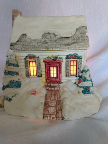Primary image for Vintage Ceramic Light Up Christmas Village Snow Cottage House, Electric