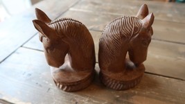 Vintage Hand Carved Horse Heads Decor 5.25&quot; - £37.81 GBP
