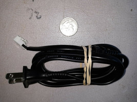 20LL47 PHILIPS 50PFL5704 PARTS (NEW CRACKED SCREEN) POWER CORD, VERY GOO... - $4.90