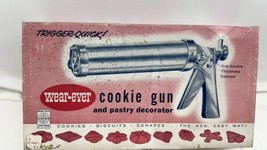 VNTG WEAR-EVER Cookie Pastry Gun Decorator Original Box # 3355 - £19.36 GBP