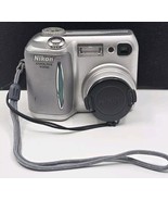 Nikon COOLPIX 4300 4.0MP Digital Camera Silver PARTS/REPAIR ONLY Powers On - $18.04 CAD