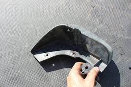 2001-2005 HYUNDAI SANTE FE FRONT PASSENGER RIGHT MUD GUARD FLAP M539 image 6