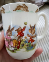 Royal Doulton Bunnykins Vintage Cup Sewing Doll Clothes Fine Bone China - £7.46 GBP
