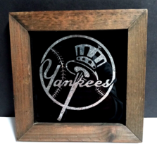 New York Yankees Black w/ Silver Foil Carnival Prize Vtg Wood Frame 7.25&quot; c1980s - £23.97 GBP