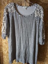 Faith and Joy 3x pullover top - $13.45