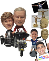 Personalized Bobblehead Happy couple wearing nice clothe having an amazing trip  - £132.10 GBP