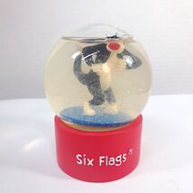 Vintage Six Flags Looney Tunes Snow Globe Sylvester WB 1997 mini snowglo... - $45.00