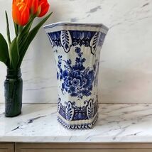 De Porceleyne Fles Royal Delft Blue Flowers Beaker Vase 1962 - $421.72 CAD