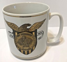 The Minuteman 1776-1976 200th Anniversary Coffee Tea Mug Gold Emblem - £9.07 GBP
