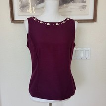 R &amp; K ORIGINALS VTG Fitted Sleevleess Top Sz 6 Burgundy Embellished Sea Shells - $17.60