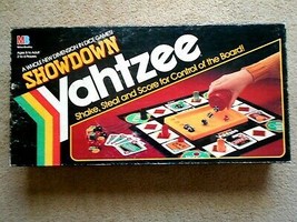 Milton Bradley 1991 Showdown Yahtzee Dice Game #4202 - $14.84