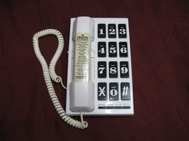 Vintage Big Button Wall Phone EZ Button - Landline - Good - Tested Working - $553.99 MXN