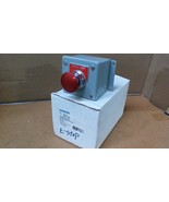 (NEW) SIEMENS 52C117A EMERGENCY STOP STATION / 40MM RED MUSHROOM OPER. /... - $78.59