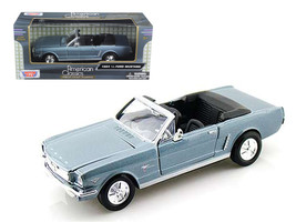 1964 1/2 Ford Mustang Convertible Light Blue 1/24 Diecast Model Car by Motormax - £31.70 GBP