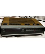 Vintage GE General Electric Digital Alarm Clock Radio Model 7-4624A—Working - $24.75