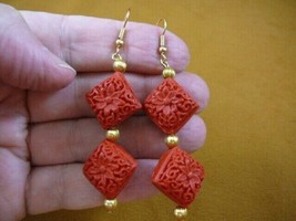 EE-400-40 RED CINNABAR 19x19mm bead flower wooden bead dangle hook earrings gold - £11.19 GBP