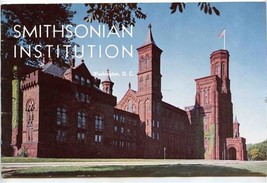 Smithsonian Institution Pictorial Booklet 1961 Edition Washington DC - $15.84