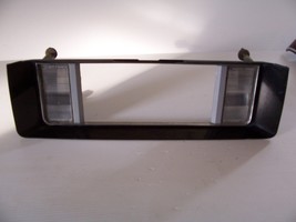 1987 1989 LESABRE LICENSE PLATE SURROUND REVERSE LIGHT RED PANEL OEM USE... - $3,023.27 MXN